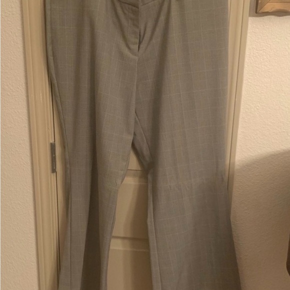New York & Company Pants - New York & Company Light Gray Plaid Dress Trousers